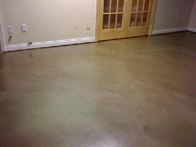 Oakland Twp MI tan reflective Custom Basement Epoxy Flooring